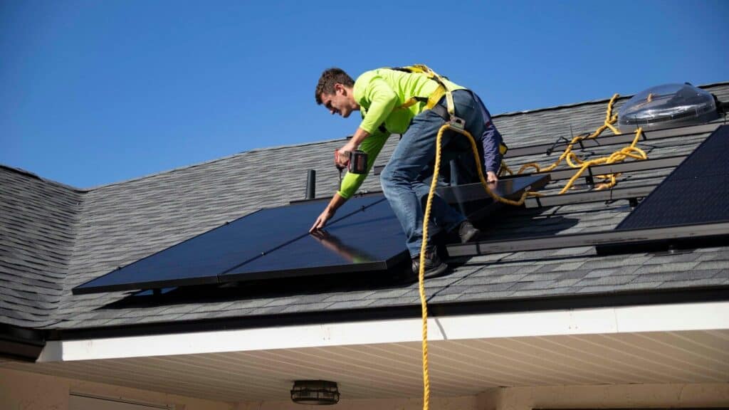 Cómo se eligen los materiales para paneles solares